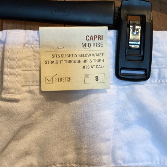 White linen Capri - Picture 2 of 2